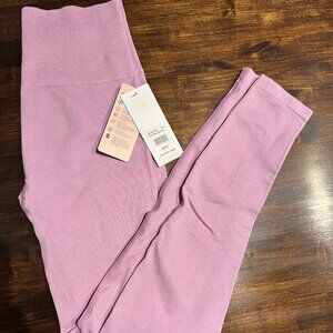 NWT Spiritual Gangster Icon Leggings - Lilac Purple